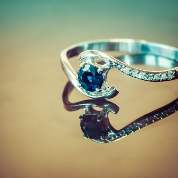September Birthstone – Sapphire