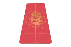 Representing good fortune, my new mat with complimentary carry case did add a little positivity to my weekly routine.