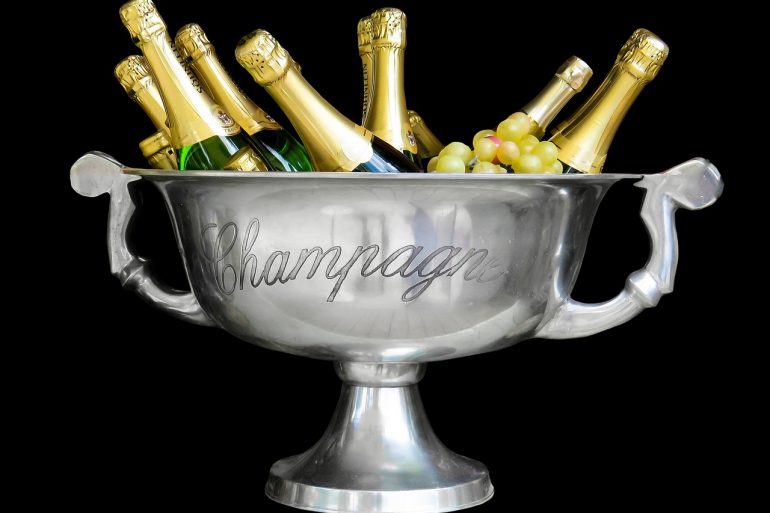 Champagne – Does size Matter?