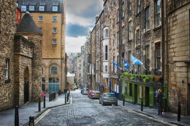 6-Point Checklist for Planning a Long Drive to Edinburgh