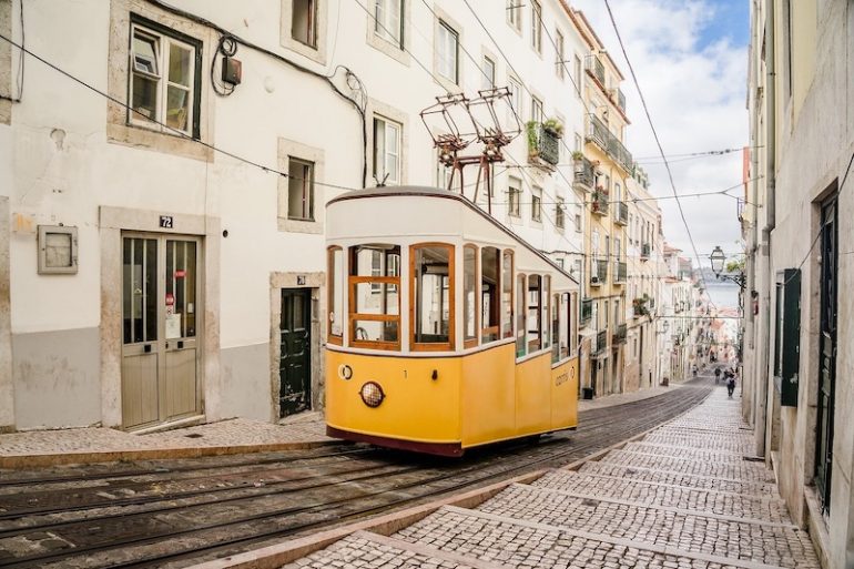 First Legal Portugal: Legal Assistance in Relocating to Portugal