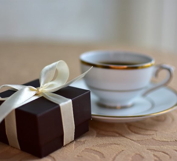 Thoughtful Ways to Show Appreciation with Staff Gift Boxes