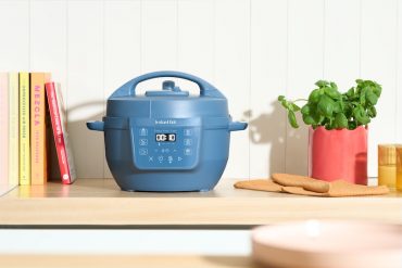 A Splash of Colour in My Kitchen