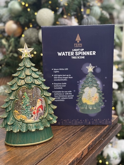 From Glam to Gingerbread: Christmas Themes to Suit Every Style