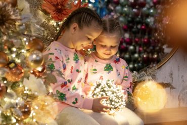 From Glam to Gingerbread: Christmas Themes to Suit Every Style