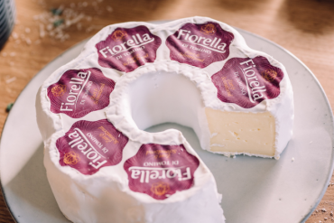 Fiorella: The Flower-Shaped Brie Designed for Spring Tables