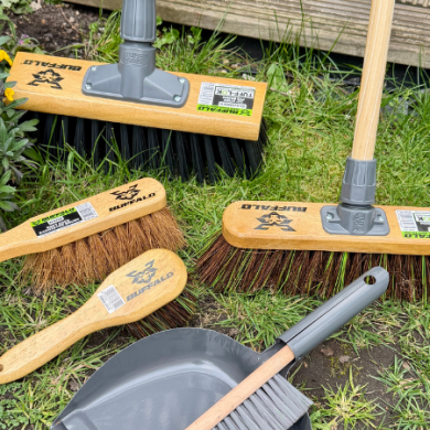 My Favourite Tools for a Tidy, Thriving Garden