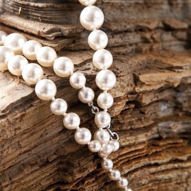 How To Choose Pearl Jewellery As A Meaningful Gift