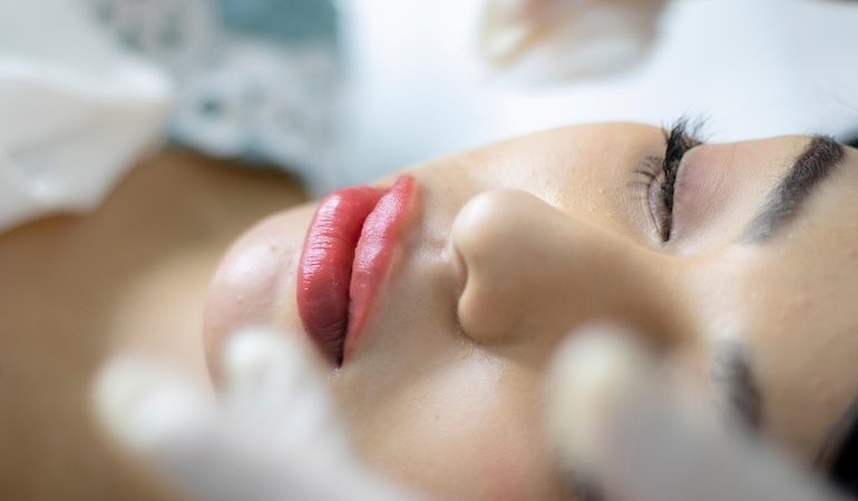 Which Lasts Longer, Facial Fat Transfer or Fillers?