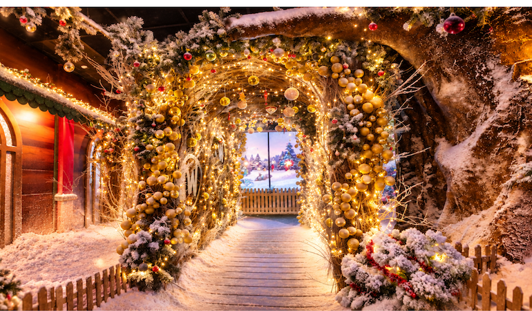 Wundrful World of Christmas Returns to London